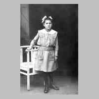 065-0087 Ilse Bitterkien als Schulmaedchen im Jahre 1918 (verheiratete Rose).jpg
